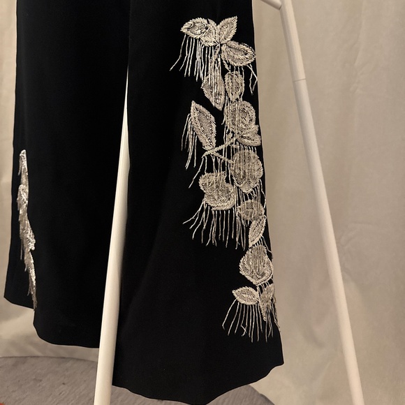 (NWT) CINQ A SEPT Candace Flare Embellished Crepe Pants - Picture 4 of 6